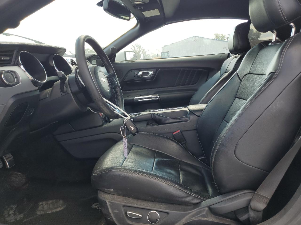 2017 Ford Mustang VIN: 1FATP8UH0H5220279 Lot: 82442125