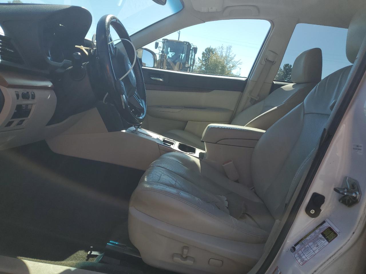 2014 Subaru Outback 2.5I Limited VIN: 4S4BRCNC6E3294282 Lot: 90372335