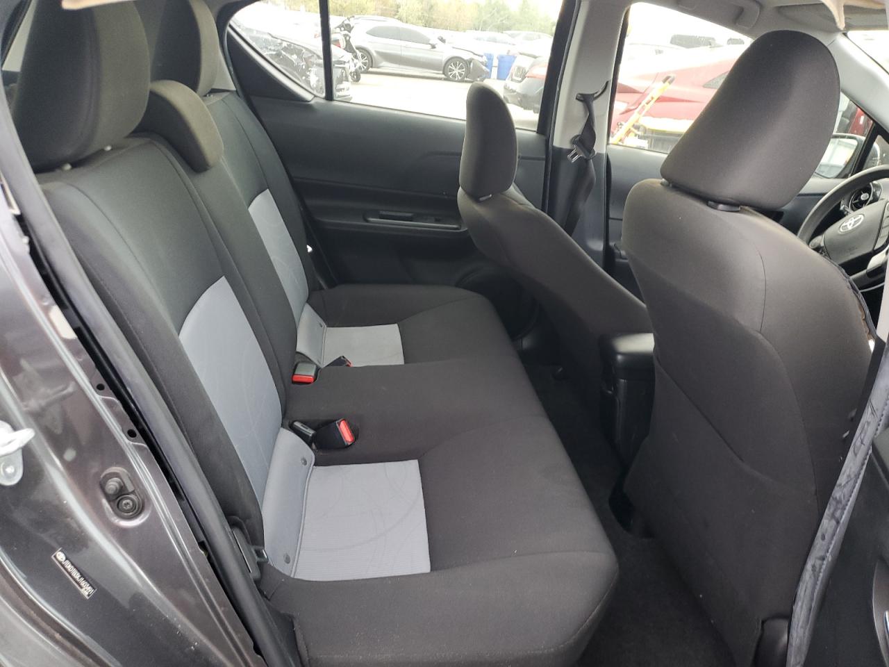 2018 Toyota Prius C VIN: JTDKDTB3XJ1603491 Lot: 90549565