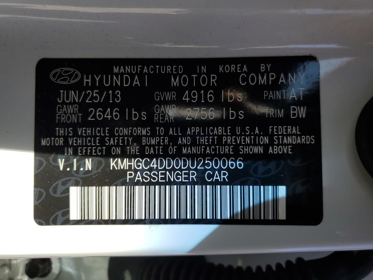 2013 Hyundai Genesis 3.8L VIN: KMHGC4DD0DU250066 Lot: 89524405