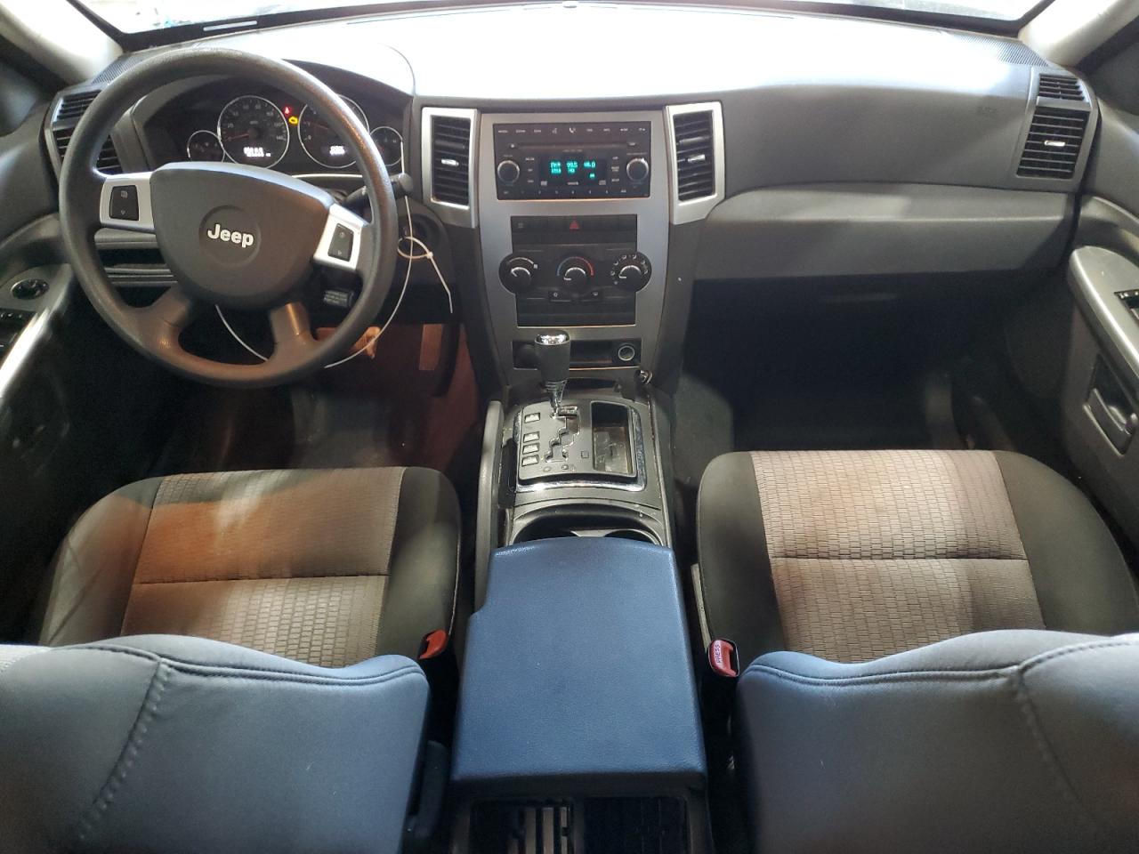 2008 Jeep Grand Cherokee Laredo VIN: 1J8GR48K08C243960 Lot: 89565895