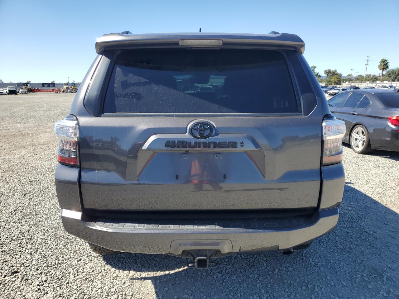 2022 Toyota 4Runner Sr5/Sr5 Premium VIN: JTENU5JR4N6020157 Lot: 82191295