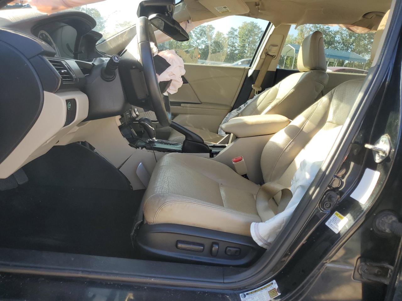 2015 Honda Accord Exl VIN: 1HGCR3F85FA037924 Lot: 84891975