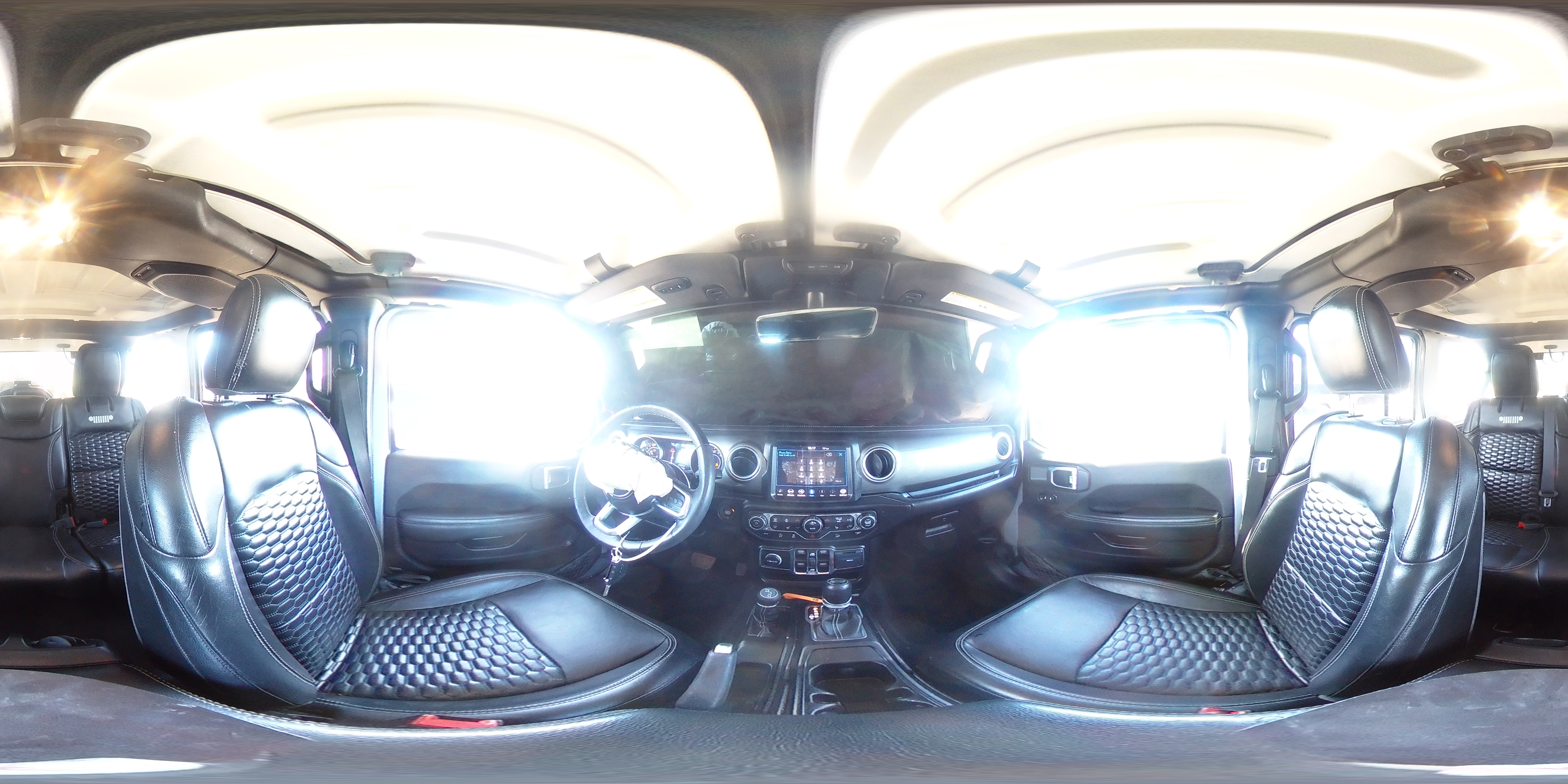 2019 Jeep Wrangler Unlimited Sahara VIN: 1C4HJXEN3KW550029 Lot: 81956695