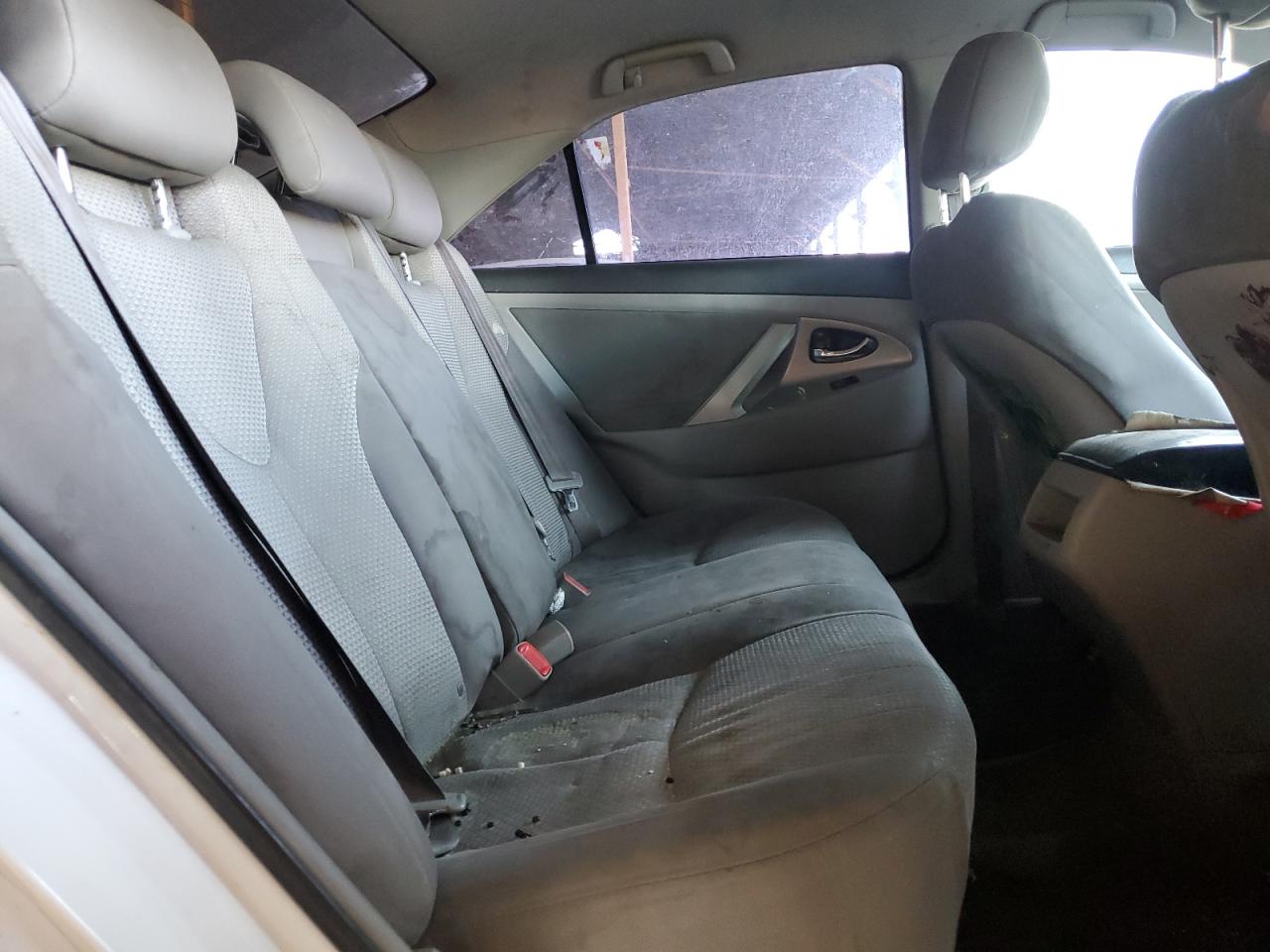 2010 Toyota Camry Base VIN: 4T1BF3EK7AU517496 Lot: 86292425