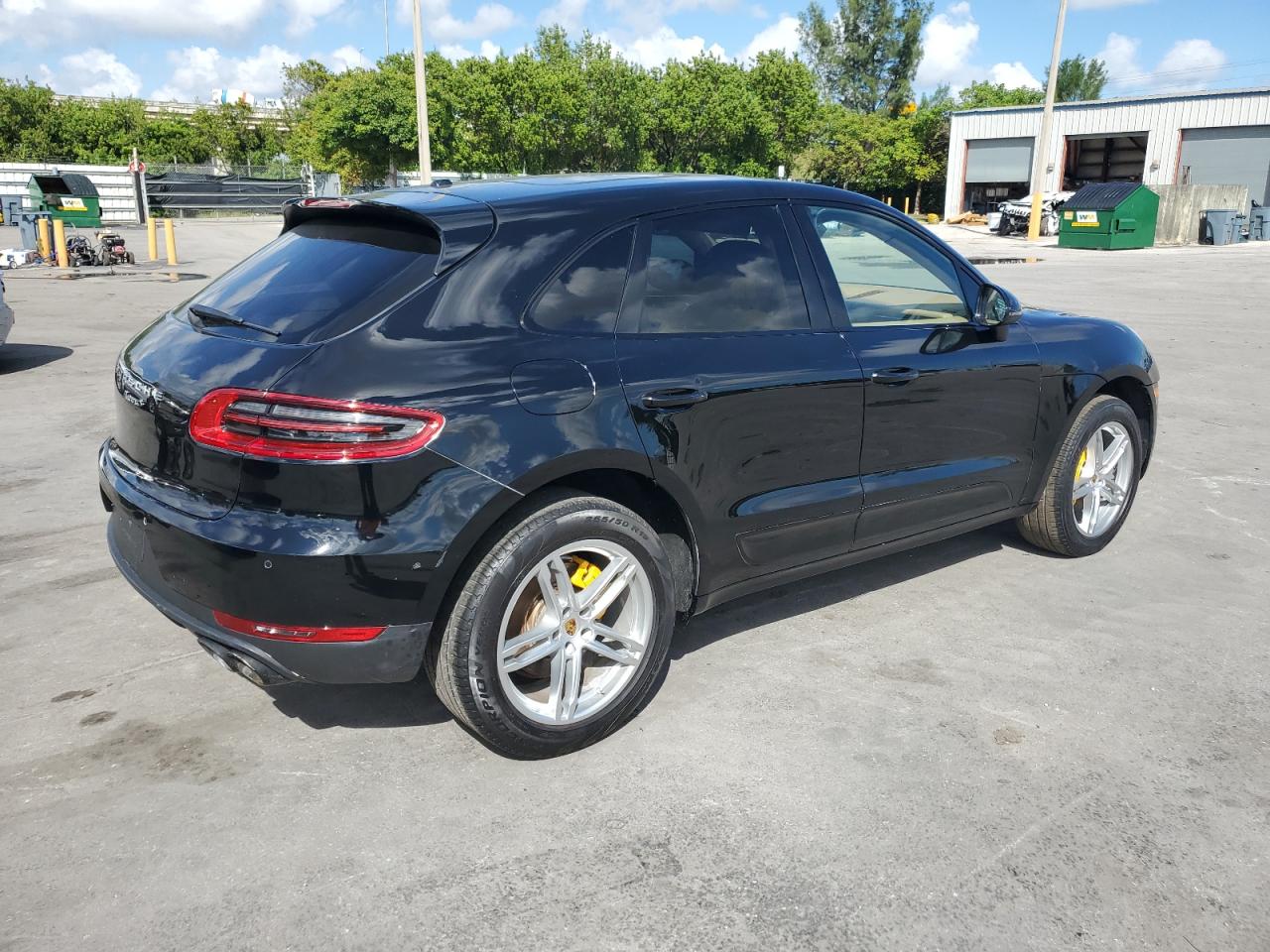 2016 Porsche Macan S black 4dr spor gas WP1AB2A59GLB47963 photo #4