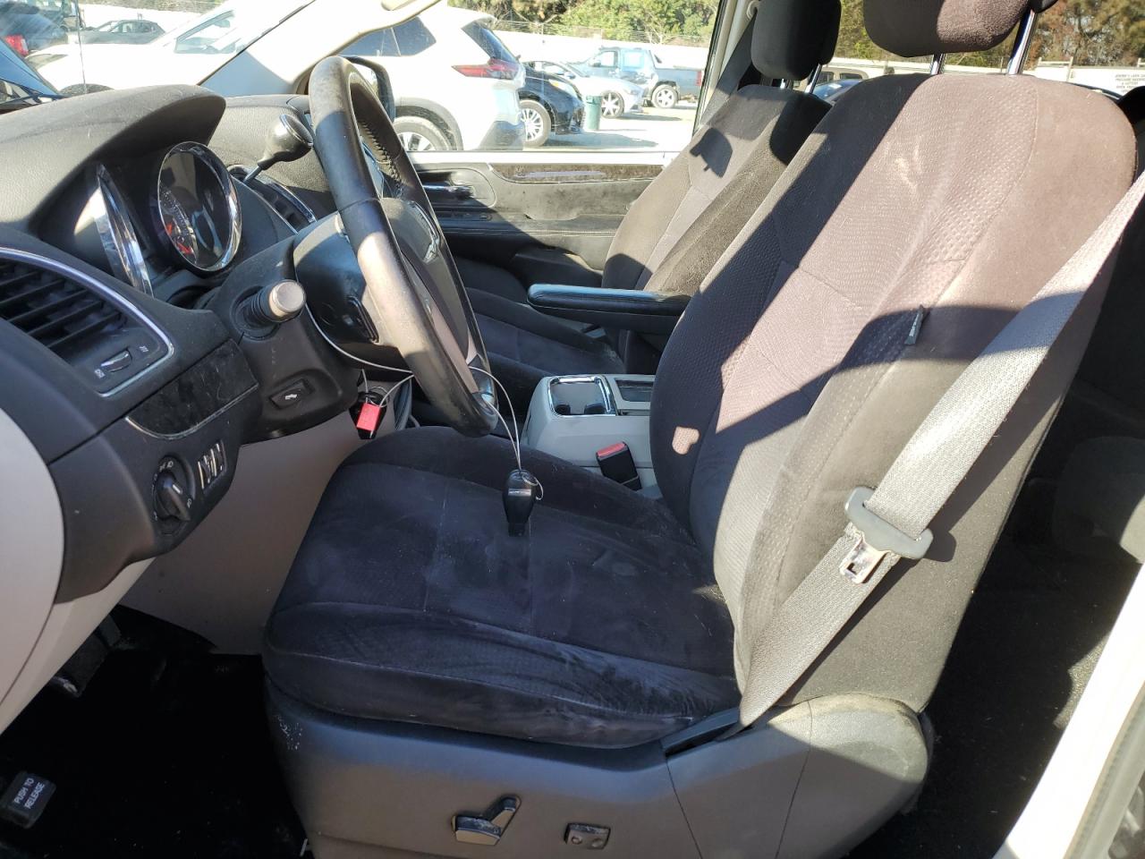 2011 Chrysler Town & Country Touring VIN: 2A4RR5DG5BR603997 Lot: 90998175