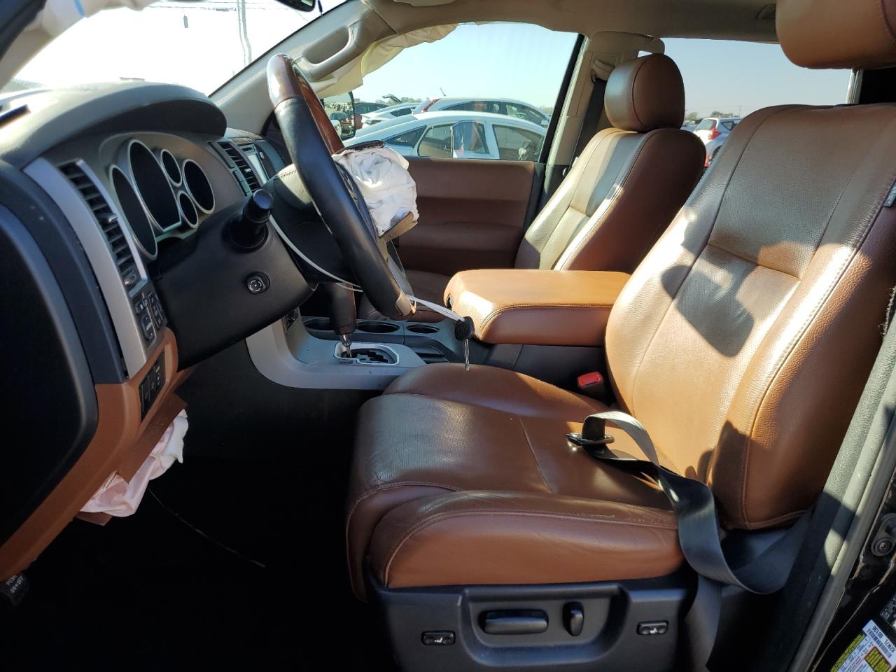 2016 Toyota Sequoia Platinum VIN: 5TDDW5G11GS146233 Lot: 86429935