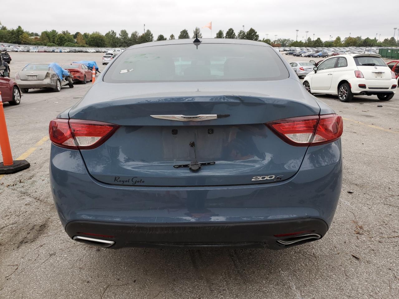 2015 Chrysler 200 S VIN: 1C3CCCBG6FN673309 Lot: 85573655
