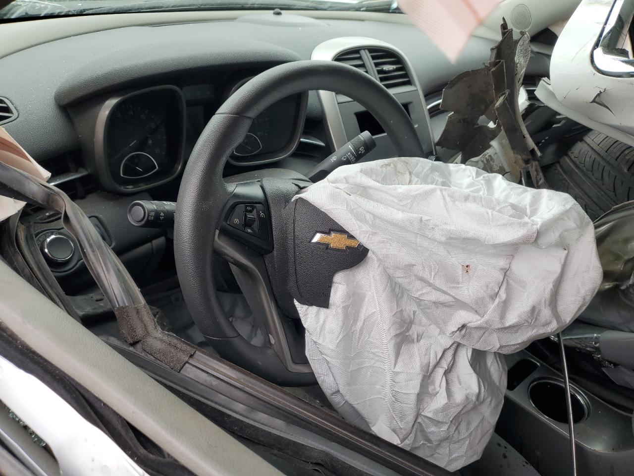 2015 Chevrolet Malibu Ls VIN: 1G11B5SL4FF109708 Lot: 81862435