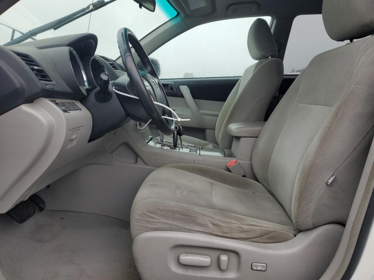 2010 Toyota Highlander VIN: 5TDBK3EH1AS040850 Lot: 82355895