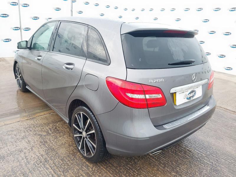 2014 MERCEDES-BENZ B CLASS B200 CDI BLUEEFFICIENCY SPORT 5DR AUTO