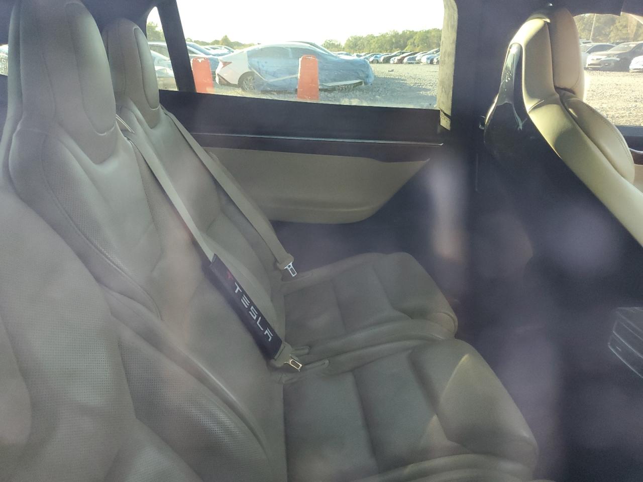 2016 Tesla Model X VIN: 5YJXCAE20GF008746 Lot: 90731695