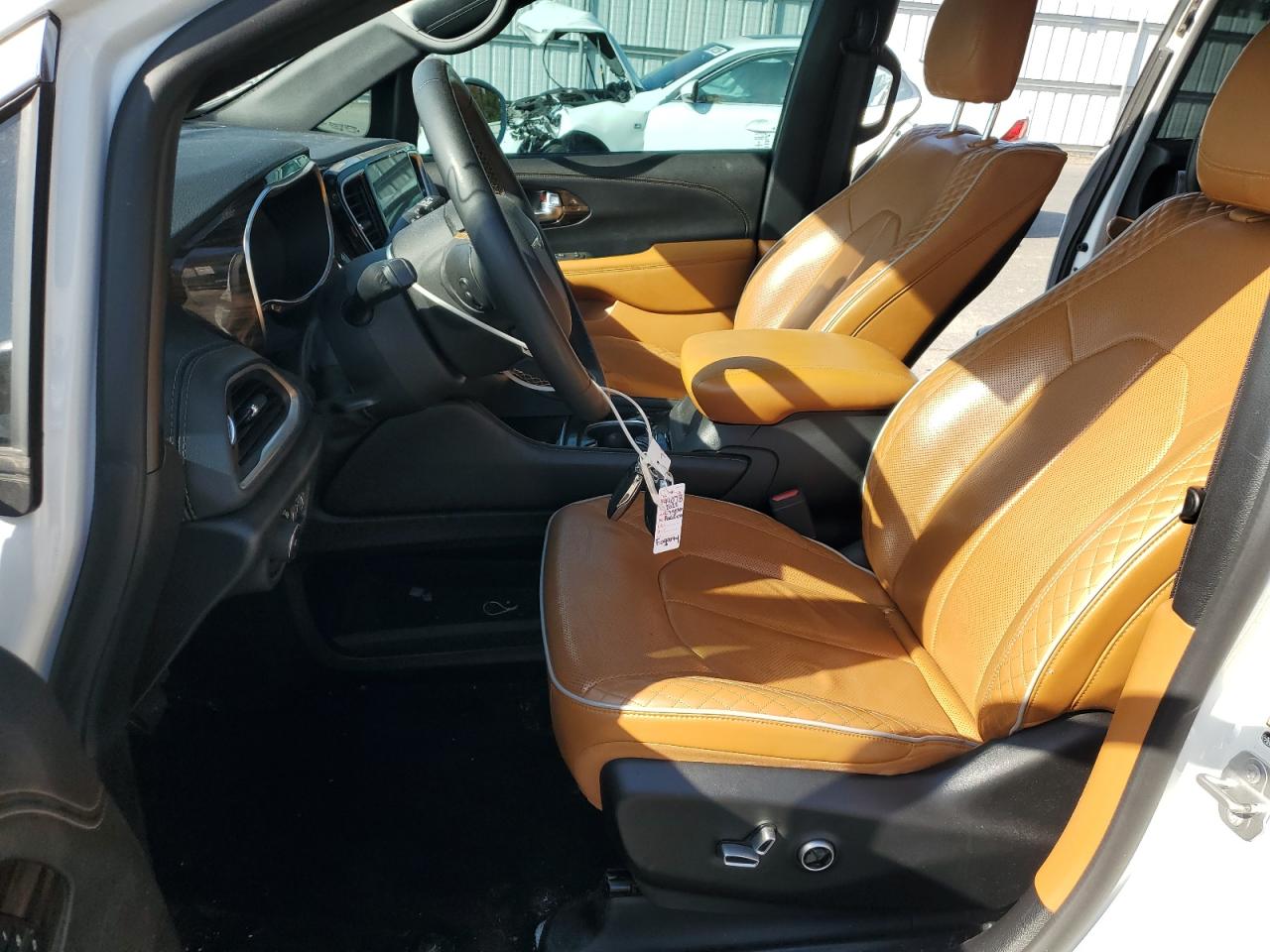 2022 Chrysler Pacifica Hybrid Pinnacle VIN: 2C4RC1N75NR234674 Lot: 82705285