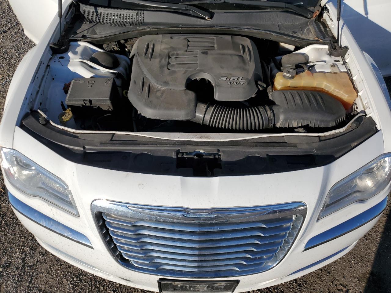 2012 Chrysler 300 Limited VIN: 2C3CCACGXCH307327 Lot: 82133095