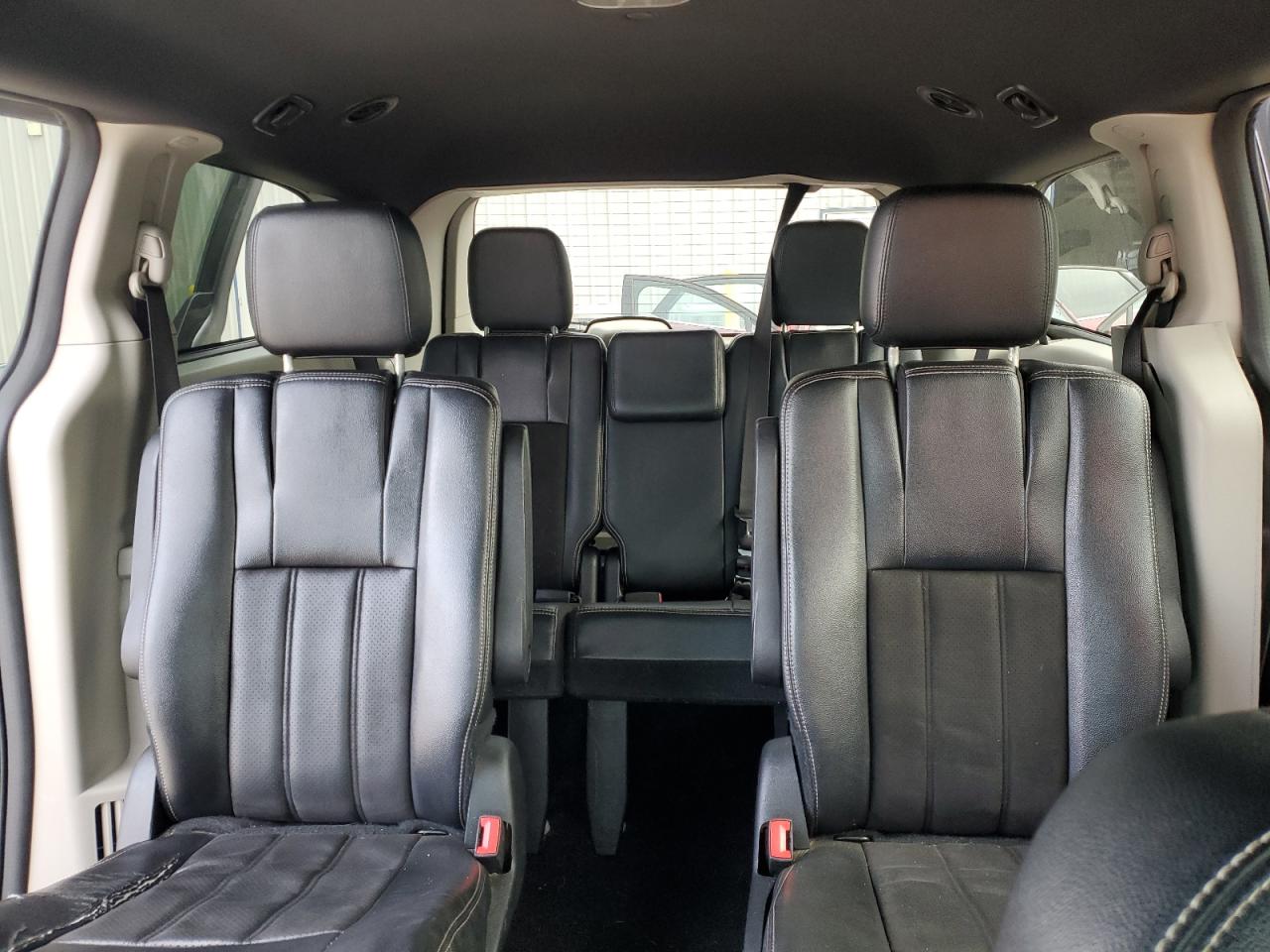 2019 Dodge Grand Caravan Sxt VIN: 2C4RDGCG9KR735209 Lot: 81962305