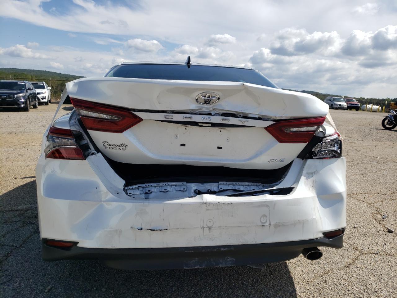 2021 Toyota Camry Xle VIN: 4T1F11AK2MU406305 Lot: 81897955