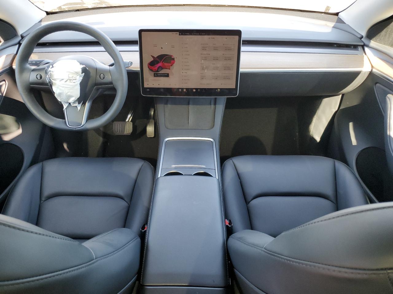 2024 Tesla Model Y VIN: 7SAYGDED7RF039848 Lot: 82550175