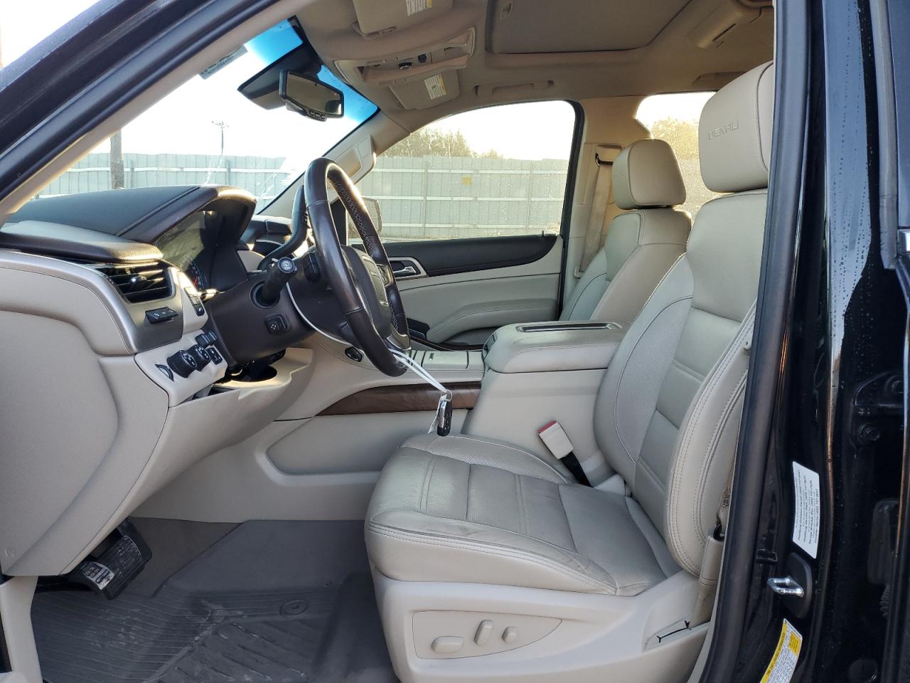 2019 GMC Yukon Xl Denali VIN: 1GKS2HKJ0KR387188 Lot: 90633385