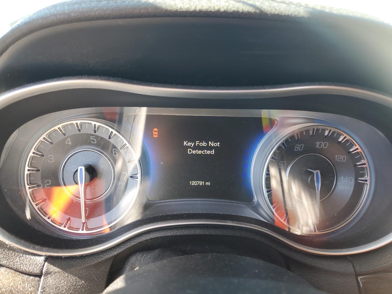 2015 Chrysler 300C VIN: 2C3CCAEG4FH792145 Lot: 82697895