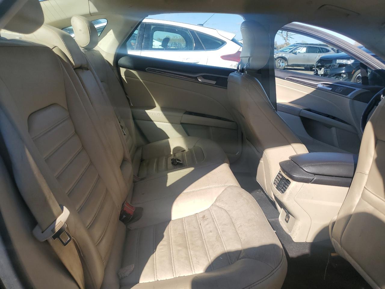 2014 Ford Fusion Se Hybrid VIN: 3FA6P0LU1ER128359 Lot: 82654805