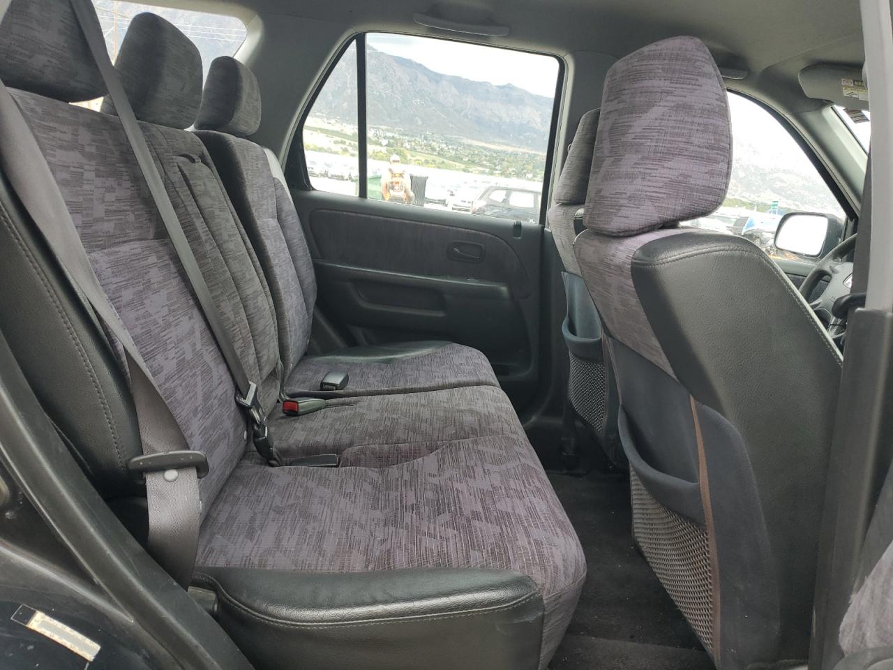 2002 Honda Cr-V Lx VIN: JHLRD68462C012082 Lot: 82192335