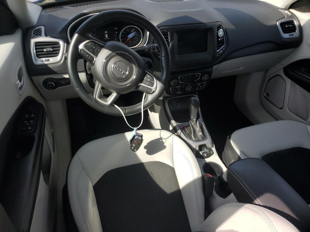 2018 Jeep Compass Latitude VIN: 3C4NJCBB3JT125288 Lot: 82356705