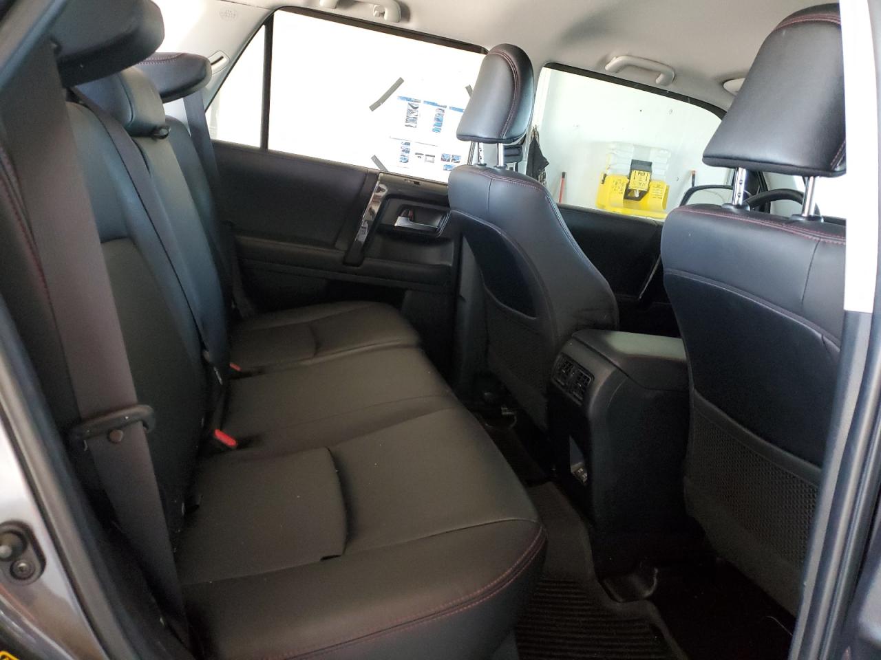 2020 Toyota 4Runner Sr5/Sr5 Premium VIN: JTEBU5JR1L5818704 Lot: 84445335