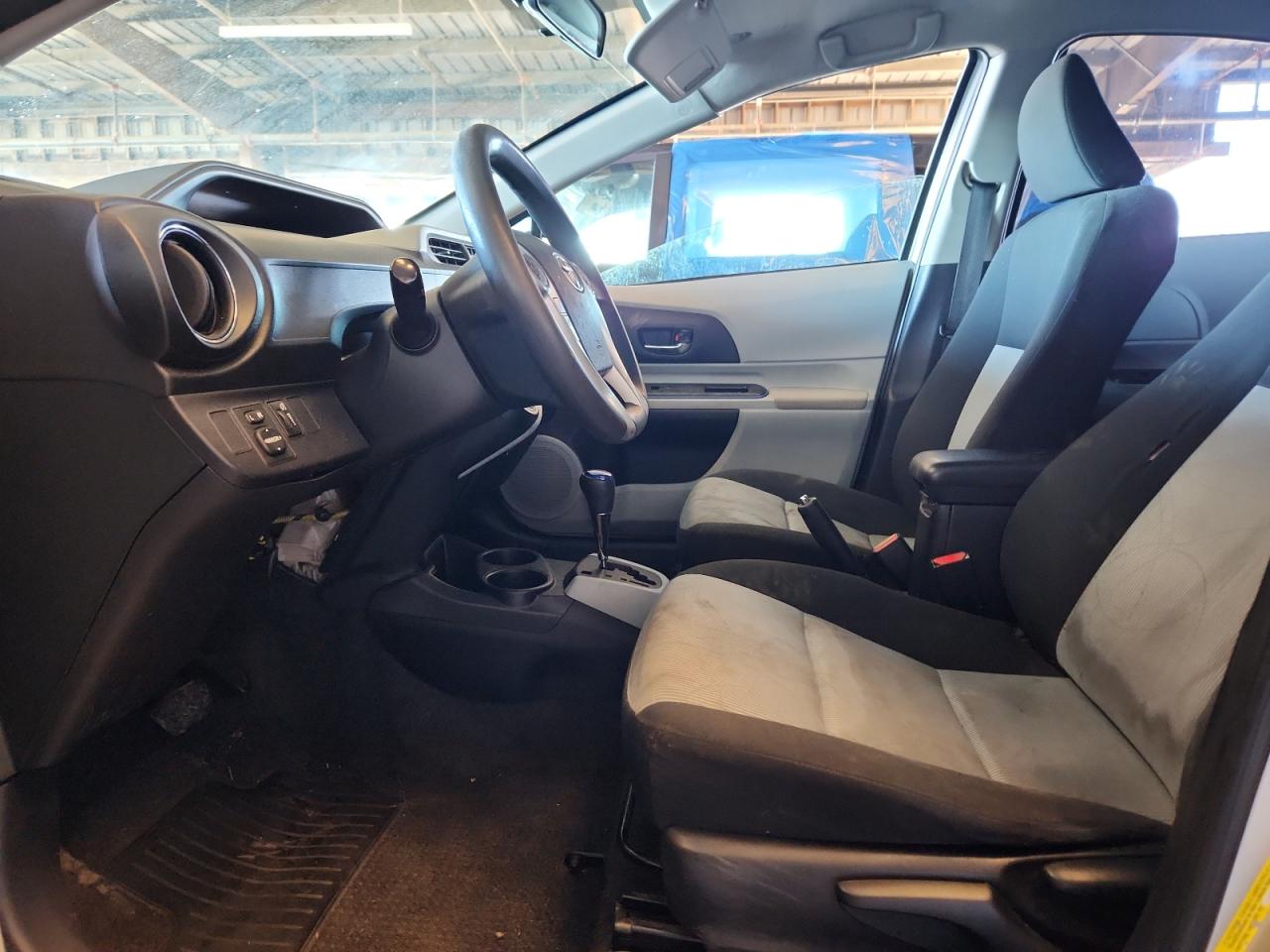 2012 Toyota Prius C VIN: JTDKDTB31C1516033 Lot: 82778075