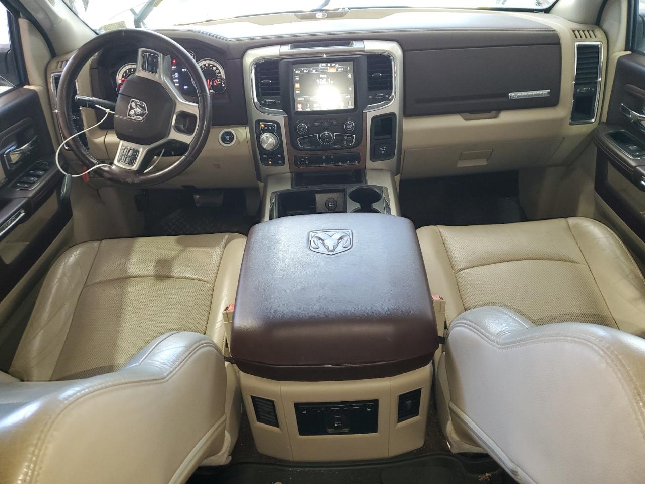 2015 Ram 1500 Laramie VIN: 1C6RR7VM3FS679848 Lot: 85516495