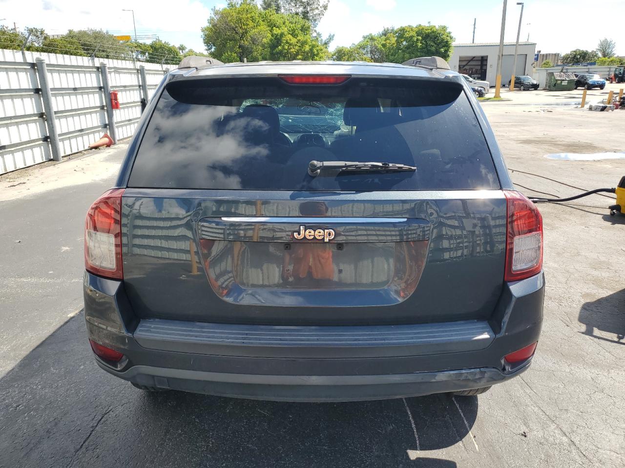 2014 Jeep Compass Sport VIN: 1C4NJCBA7ED750053 Lot: 82331635