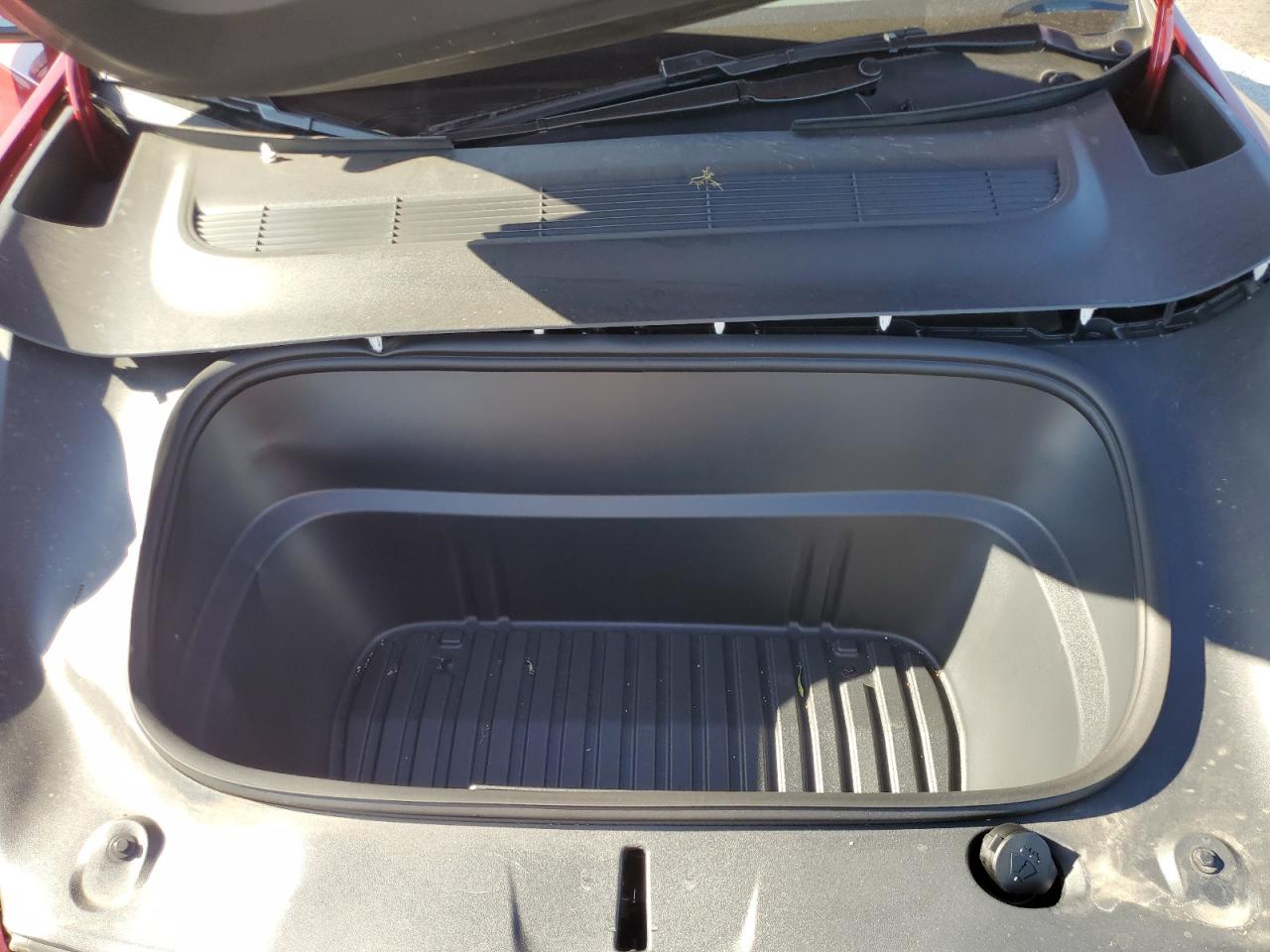 2026 Tesla Model Y VIN: 7SAYGDED9TA425479 Lot: 86140445