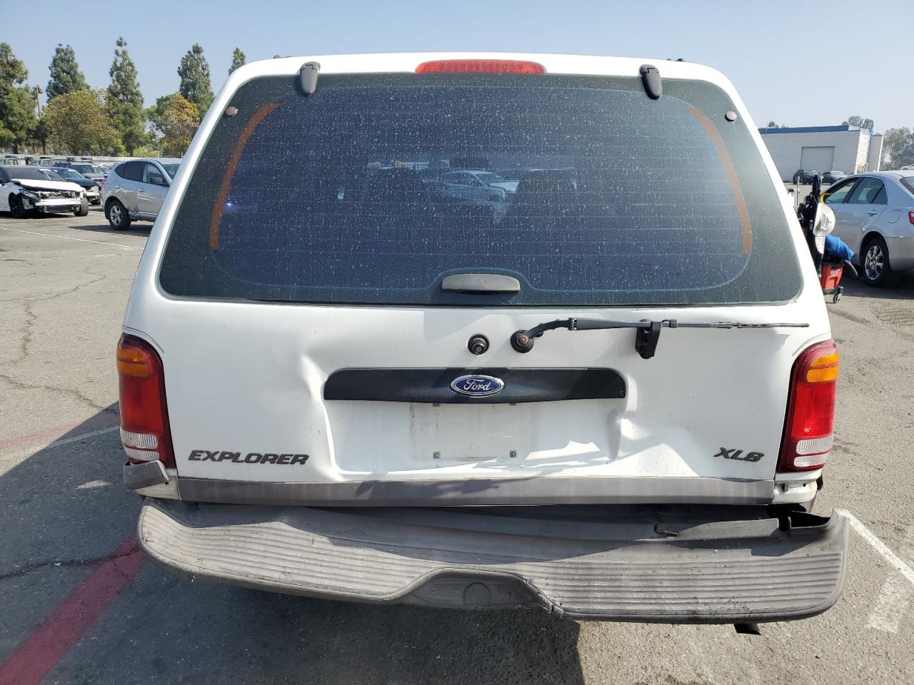 1999 Ford Explorer VIN: 1FMZU32X8XZB64735 Lot: 82251585