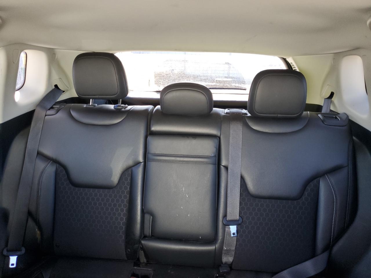 2018 Jeep Compass Latitude VIN: 3C4NJDBB2JT350288 Lot: 85818995