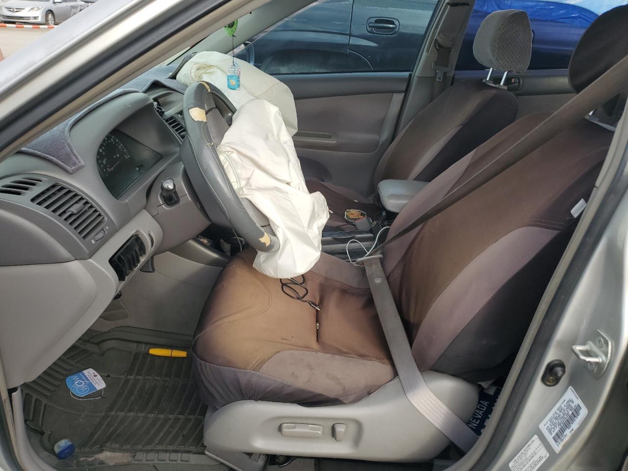 2003 Toyota Camry Le VIN: 4T1BF32K83U543452 Lot: 86555545