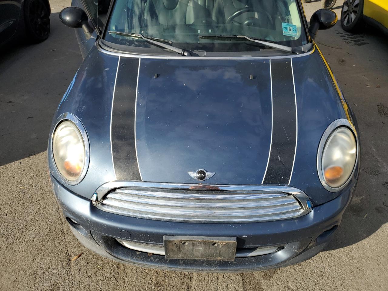 2011 Mini Cooper VIN: WMWSU3C57BT092356 Lot: 87428985