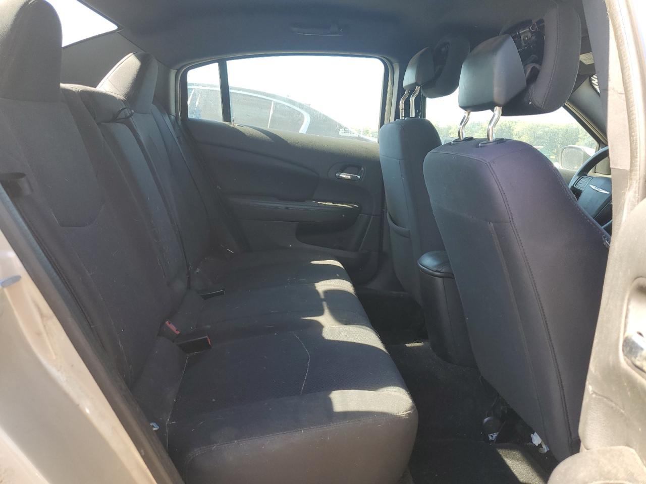 2014 Chrysler 200 Lx VIN: 1C3CCBAB6EN211122 Lot: 84817125