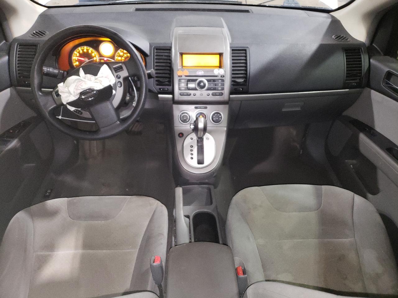 2009 Nissan Sentra 2.0 VIN: 3N1AB61E39L670334 Lot: 81962195