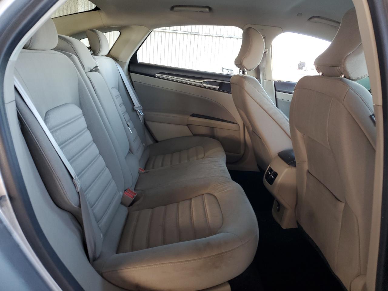 2019 Ford Fusion Se VIN: 3FA6P0LU2KR204912 Lot: 82413805