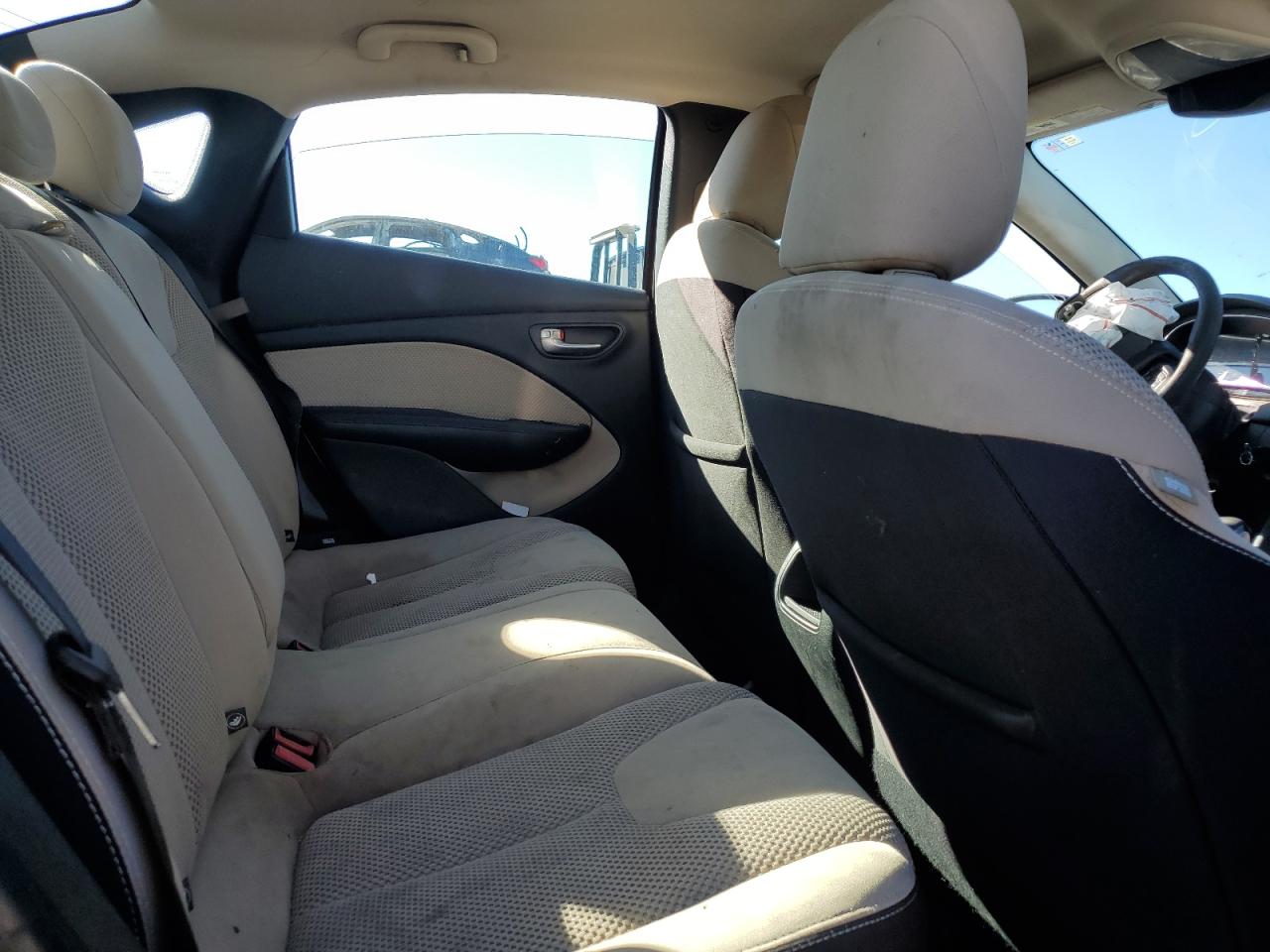 2015 Dodge Dart Sxt VIN: 1C3CDFBB1FD374044 Lot: 82319875