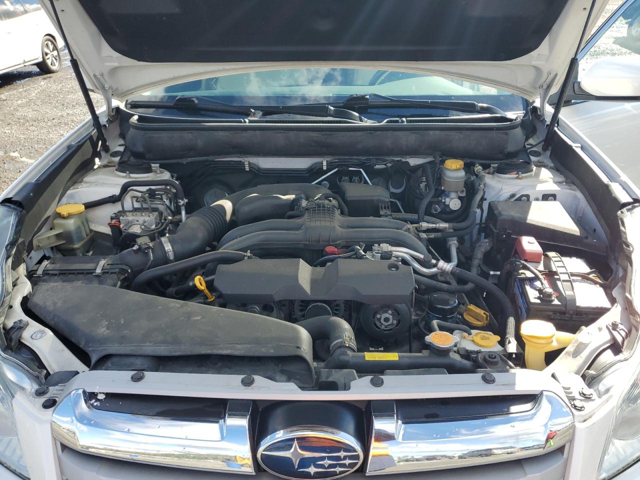 2014 Subaru Outback 2.5I Limited VIN: 4S4BRBMC4E3311074 Lot: 90081935