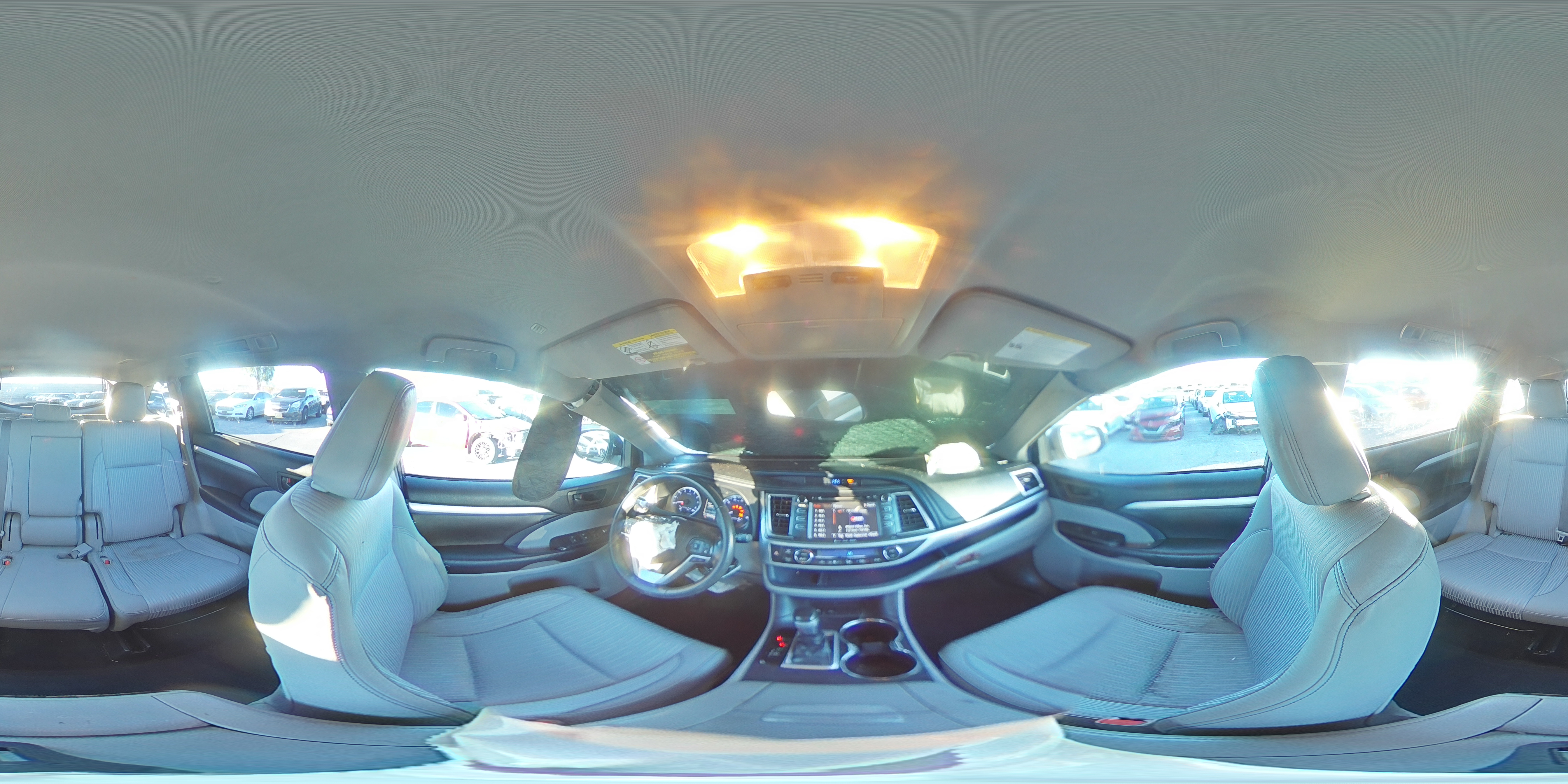 2018 Toyota Highlander Le VIN: 5TDZZRFH8JS283745 Lot: 87429215