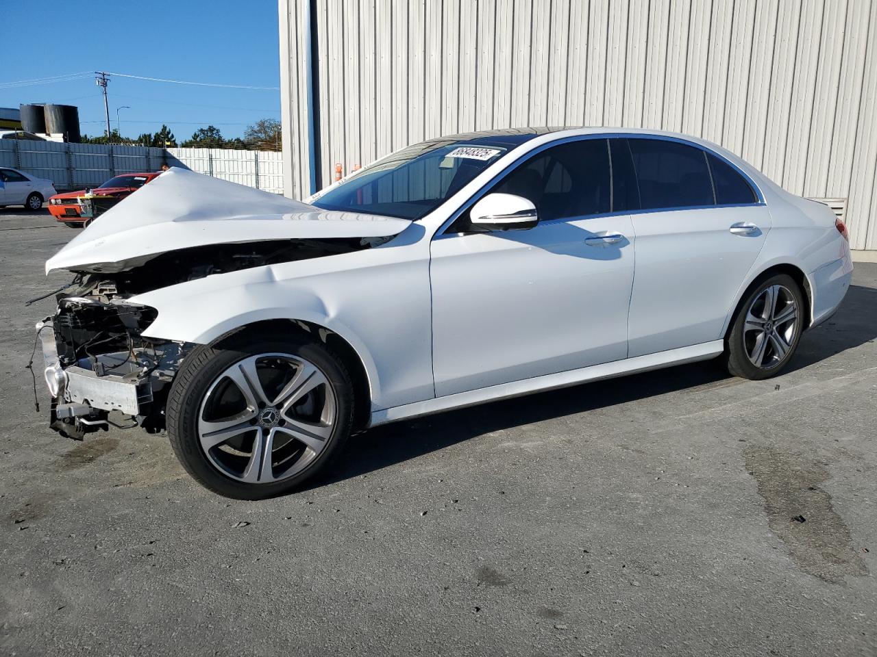 2019 Mercedes-Benz E 300