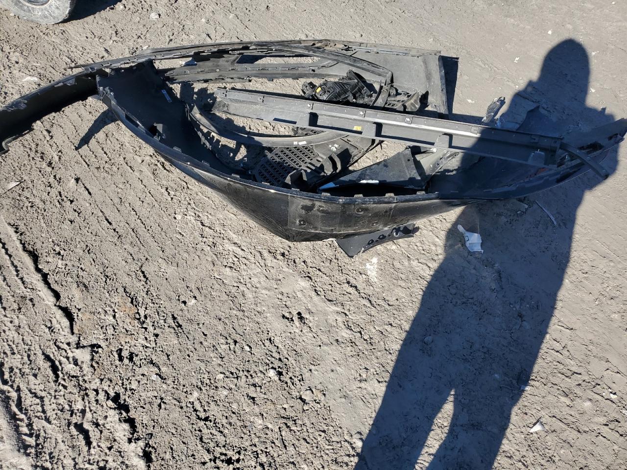 2019 Buick Encore Essence VIN: KL4CJCSM5KB904620 Lot: 90875185