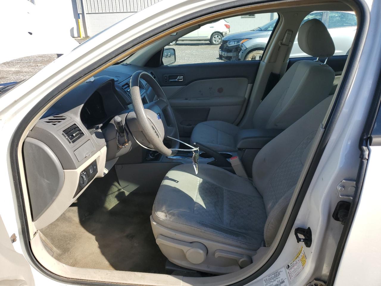 2011 Ford Fusion S VIN: 3FAHP0GA9BR266204 Lot: 90035345