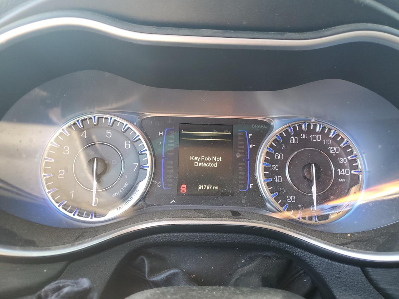 2015 Chrysler 200 Limited VIN: 1C3CCCAB8FN644819 Lot: 86092175