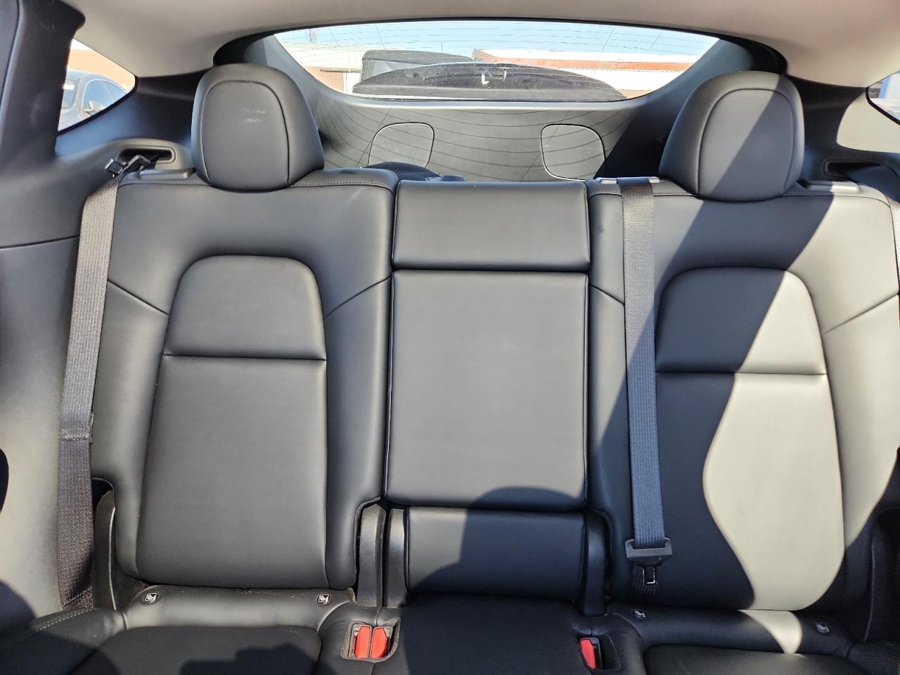 2022 Tesla Model Y VIN: 7SAYGDEE5NF459904 Lot: 82287125