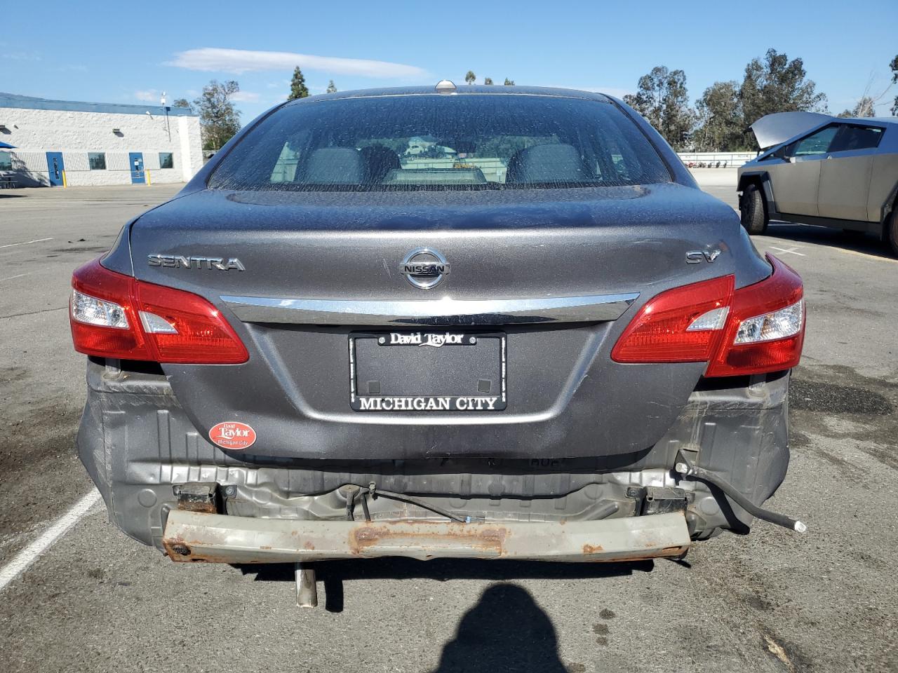 2018 Nissan Sentra S VIN: 3N1AB7AP6JY320288 Lot: 81994465