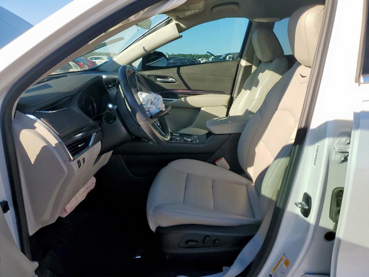 2023 Cadillac Xt4 Luxury VIN: 1GYAZAR41PF199471 Lot: 90771265