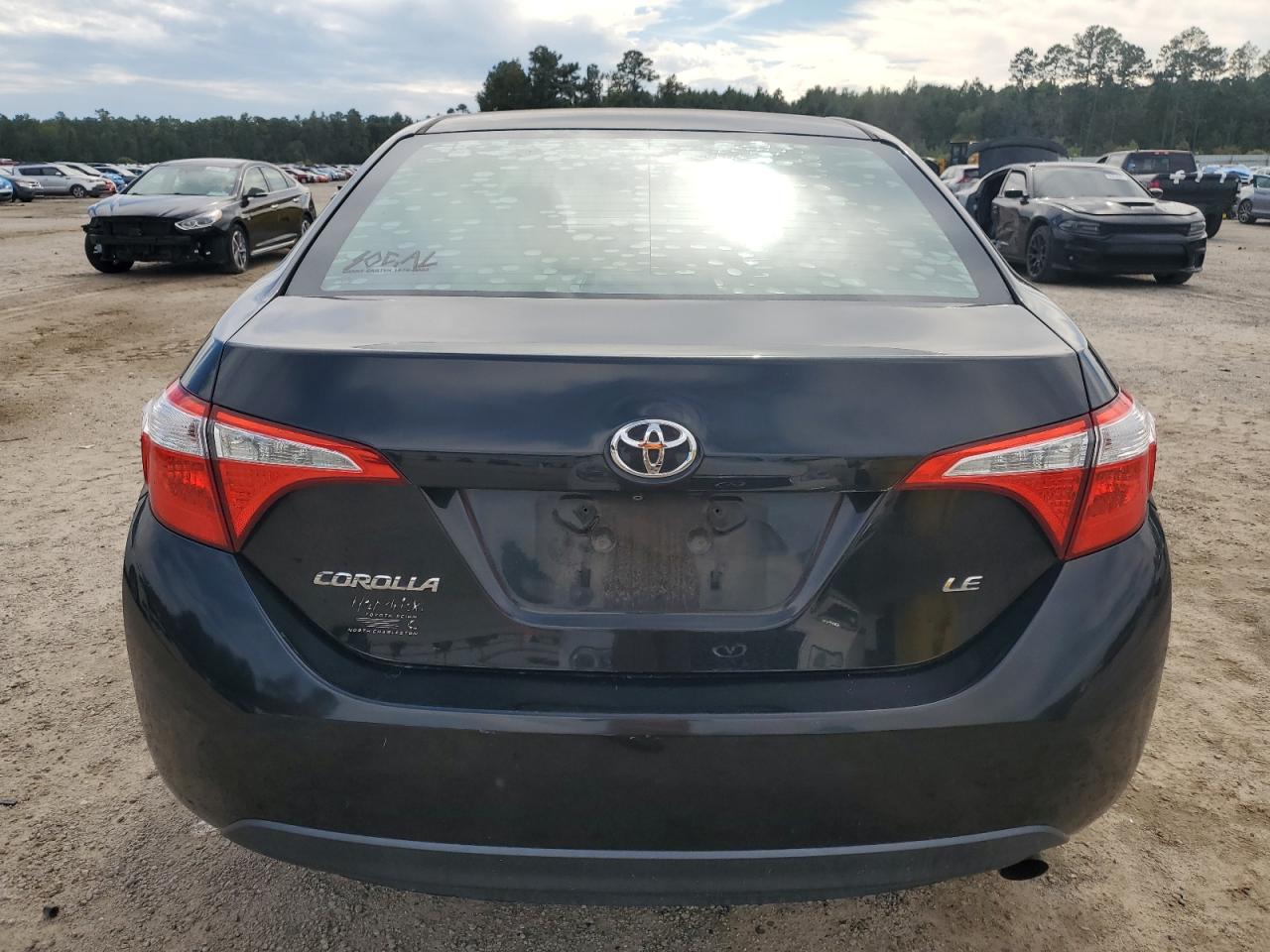 2015 Toyota Corolla L VIN: 2T1BURHE8FC411727 Lot: 82342995